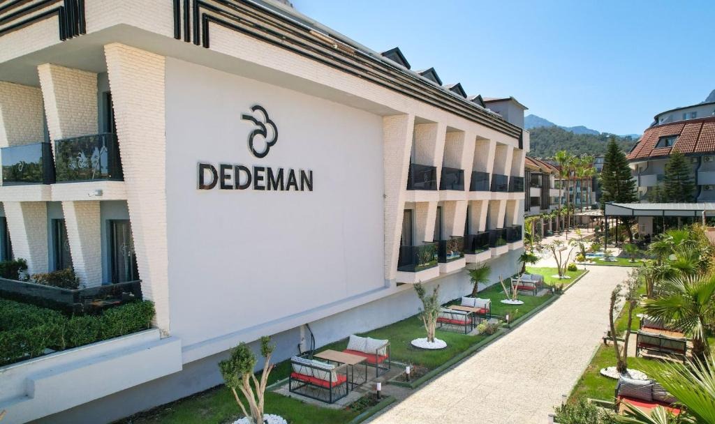 Dedeman Kemer Resort